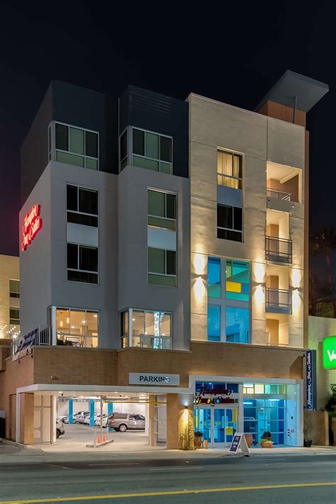 Hampton Inn and Suites Glendale, California Hotel .